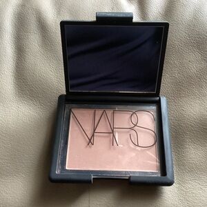NARS Natural Matte Blush in Behave, a matte pink mauve, full size